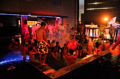 真夏を楽しみ尽くす！ 8月の熱いゲイイベント