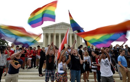 米下院が同性婚擁護法案を可決、最高裁に対抗して【g-lad xx】