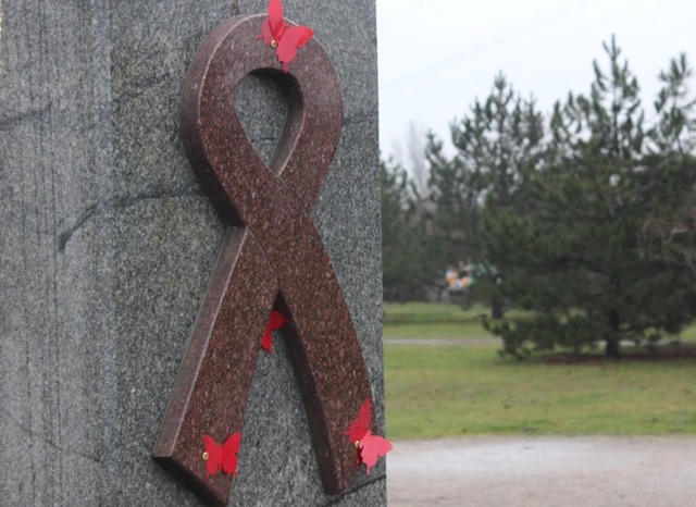 国連合同エイズ計画がウクライナのHIV陽性者の治療が中断なく継続することを求める声明を発表【g-lad xx】