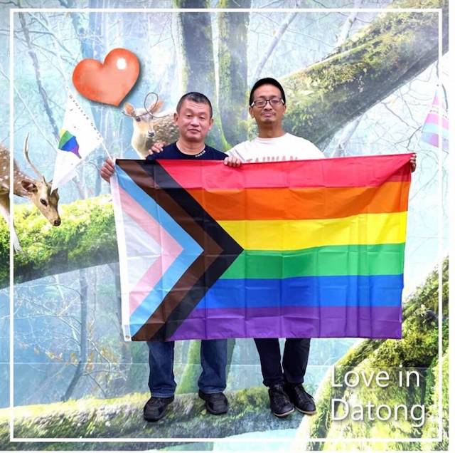 台湾と日本のゲイカップルが台湾で婚姻届を提出し、受理されました【g-lad xx】