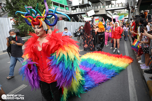 【プライド月間】世界各地でパレードが開催、バンコクではマルディグラのような華やかなパレードも【g-lad xx】