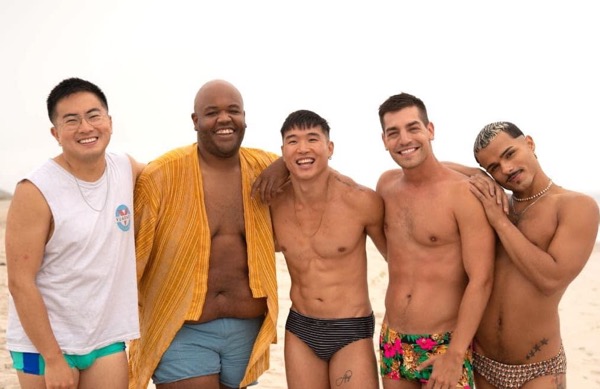 アジア系ゲイが主役の素晴らしくゲイテイストなラブコメ映画『ファイアー・アイランド』【g-lad xx】